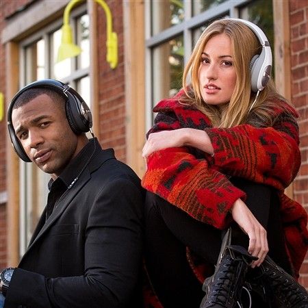 Status-Black-and-White-1_635185677787580000_medium