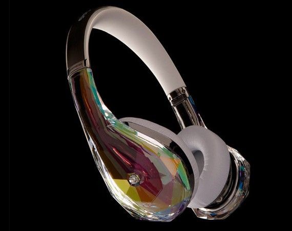 monster-diamond-tears-edge-headphones-01