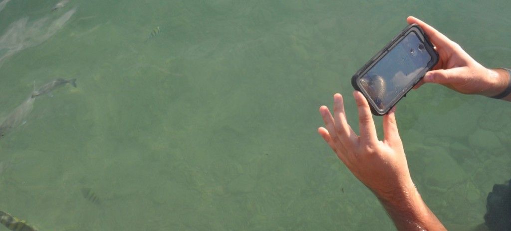 Recenzja Lifeproof Fre Power w AppleMobile.pl z zewnatrz 8