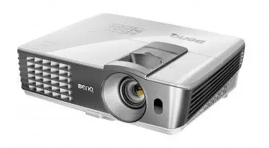 benq_w1070_front