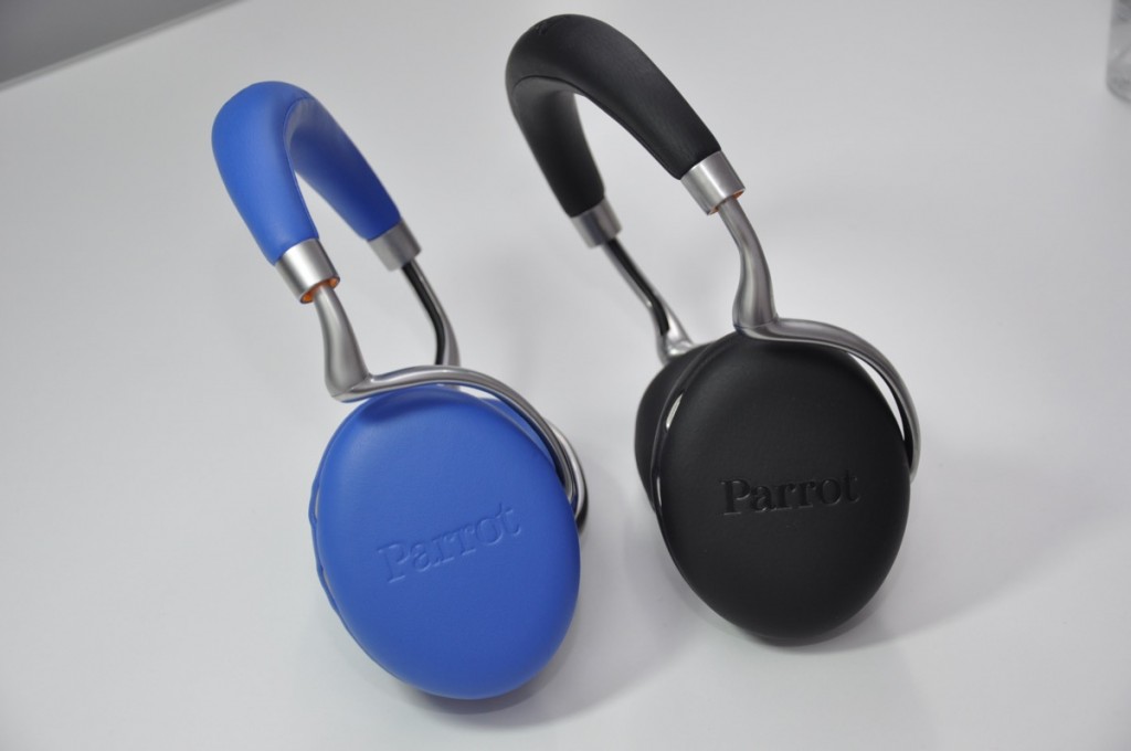 Niebieskie to Zik 2.0, czarne to Zik 3