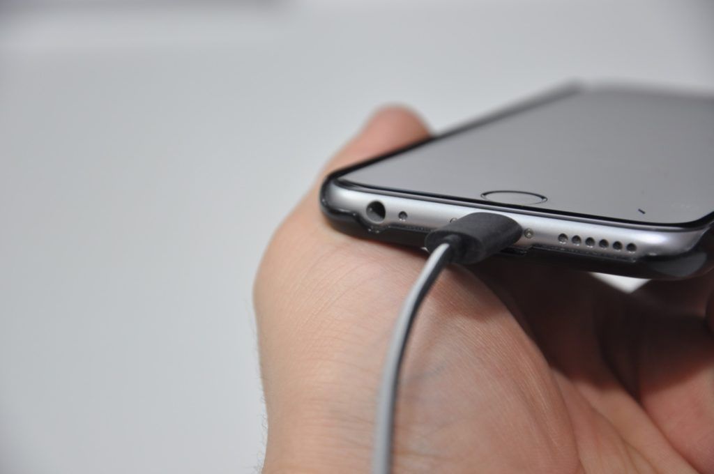 Recenzja JBL Refelct Aware w AppleMobile.pl 24