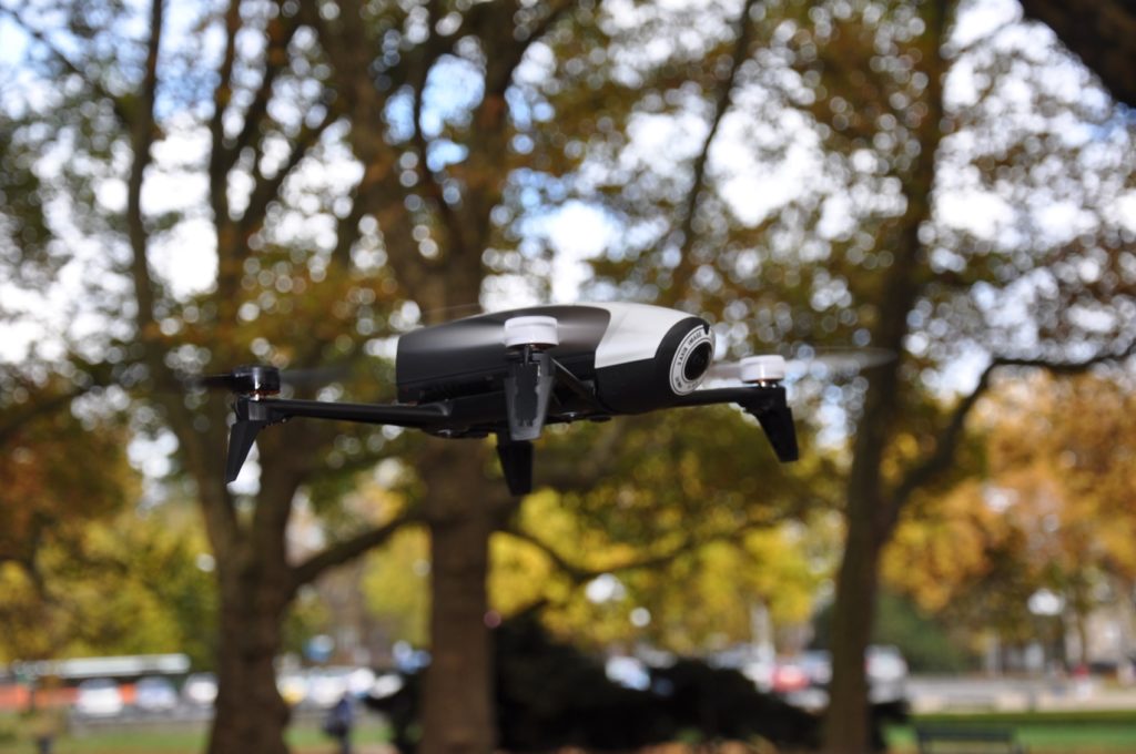 recenzja-parrot-bebop-2-fpv-w-applemobile-pl-13