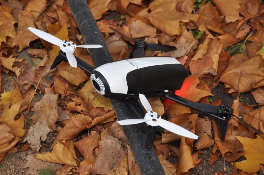 recenzja-parrot-bebop-2-fpv-w-applemobile-pl-5