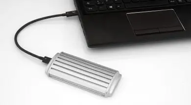 56417 Lifestyle with Laptop & Cable