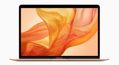 Kamera FaceTime w nowych MacBookach Air ma problemy