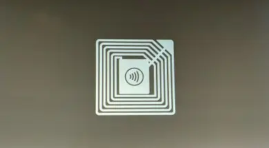 Apple pokazało specjalne naklejki NFC kompatybilne z Apple Pay