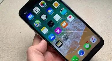 Uwaga na podróbki iPhone X 18