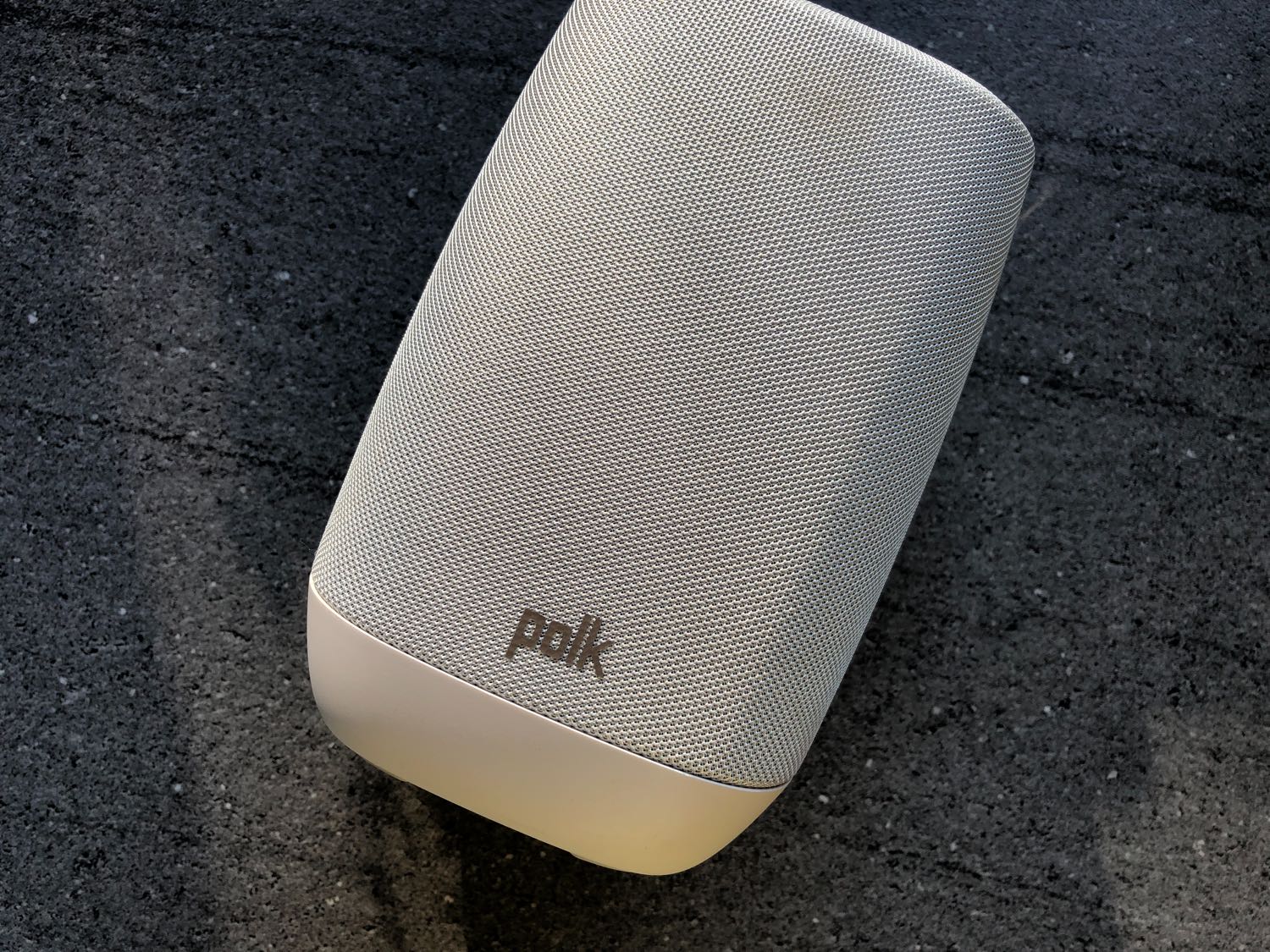 Recenzja Polk Audio Assist