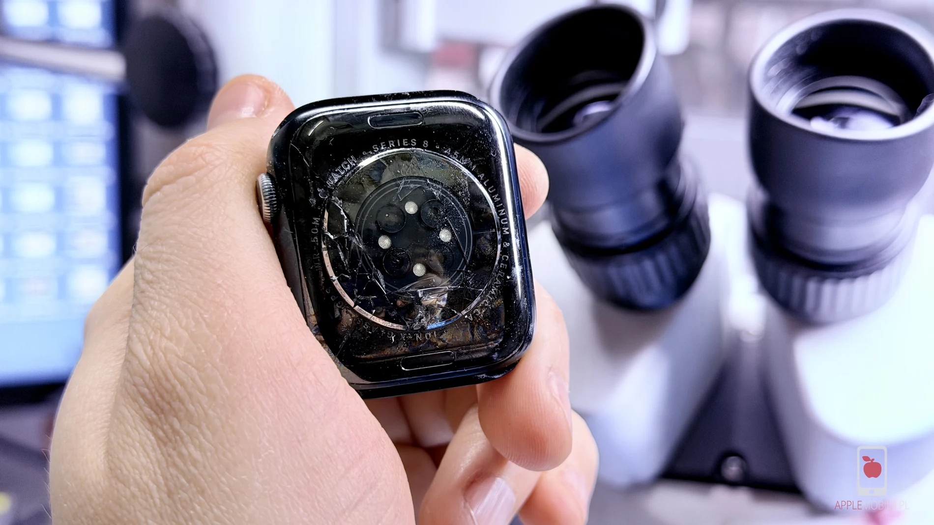 Wymiana tylnego szkłą czujnika tętna w zegarku Apple Watch w serwisie APPLEMOBILE w Szczecinie