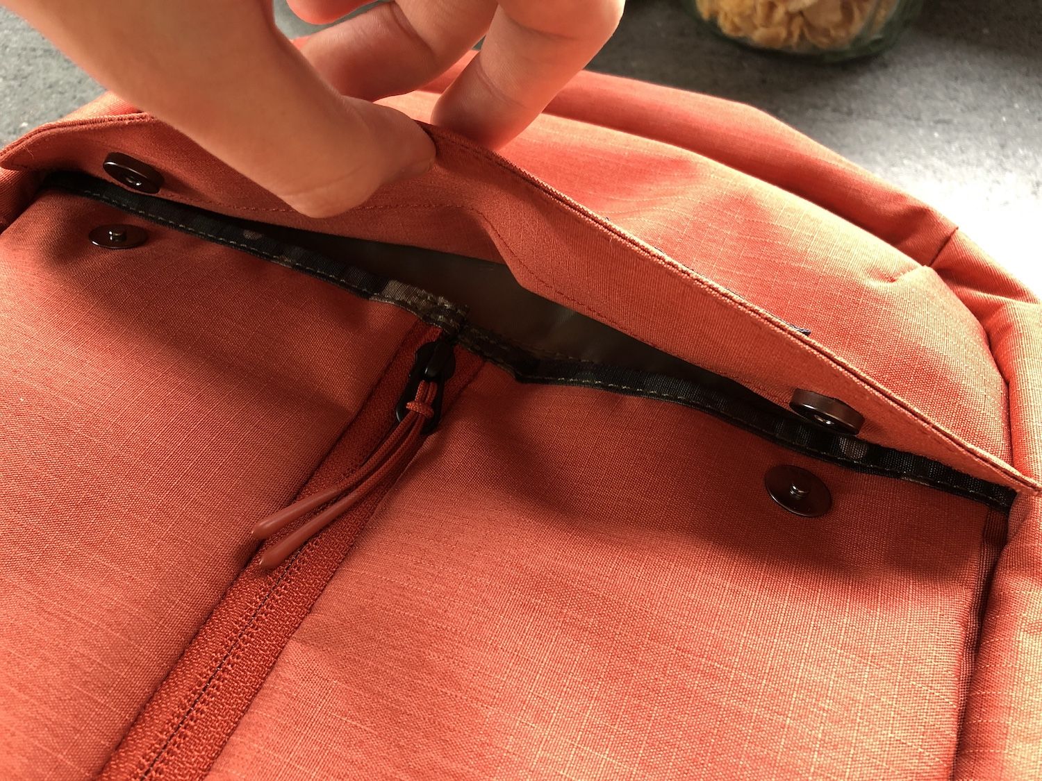 Test Thule Lithos 20L 