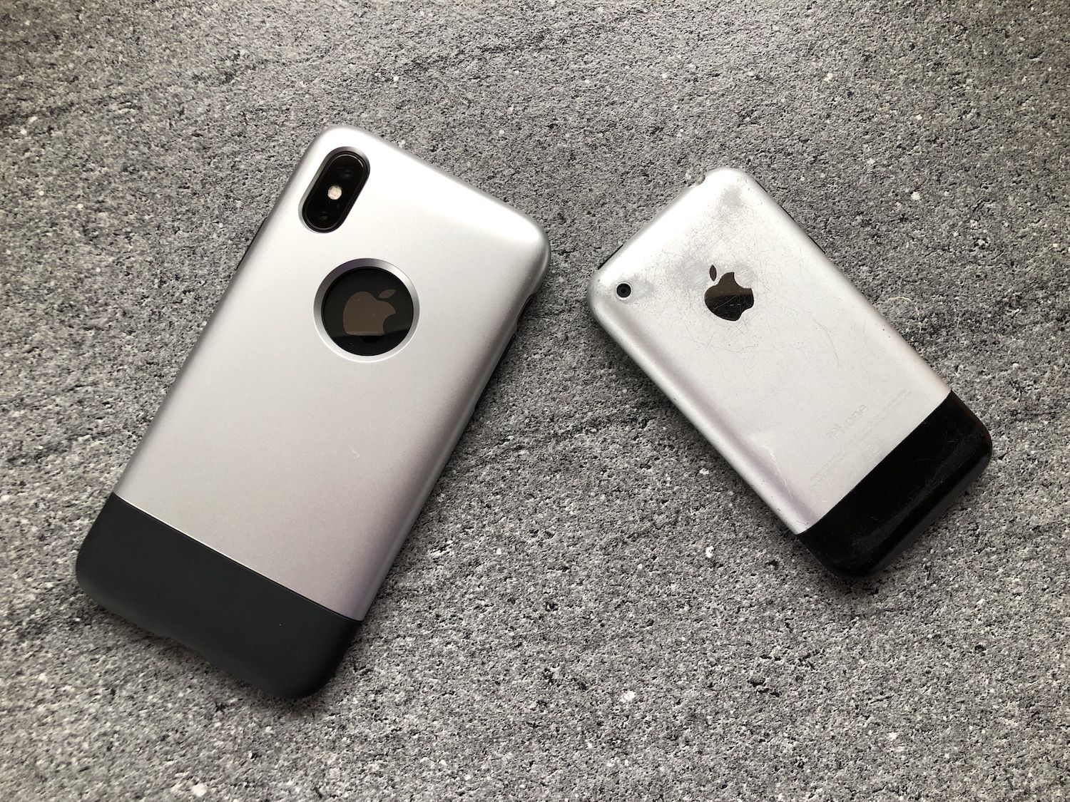 Recenzja Case Spigen Classic One 10th Aniversary