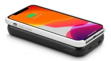 Mophie Powerstation Wireless XL do kupienia w sklepie Apple