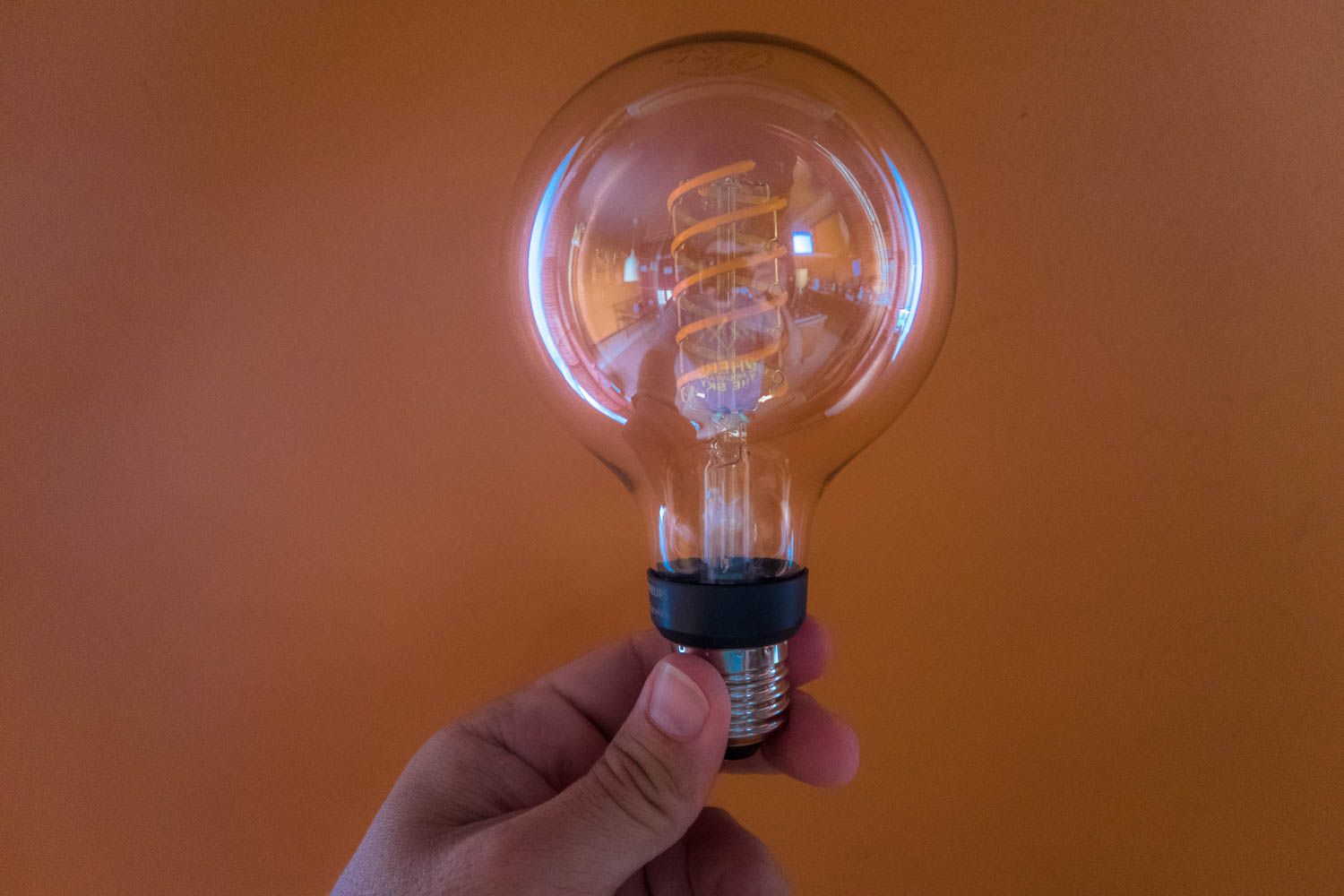 Recenzja żarówek Philips Hue White Filament