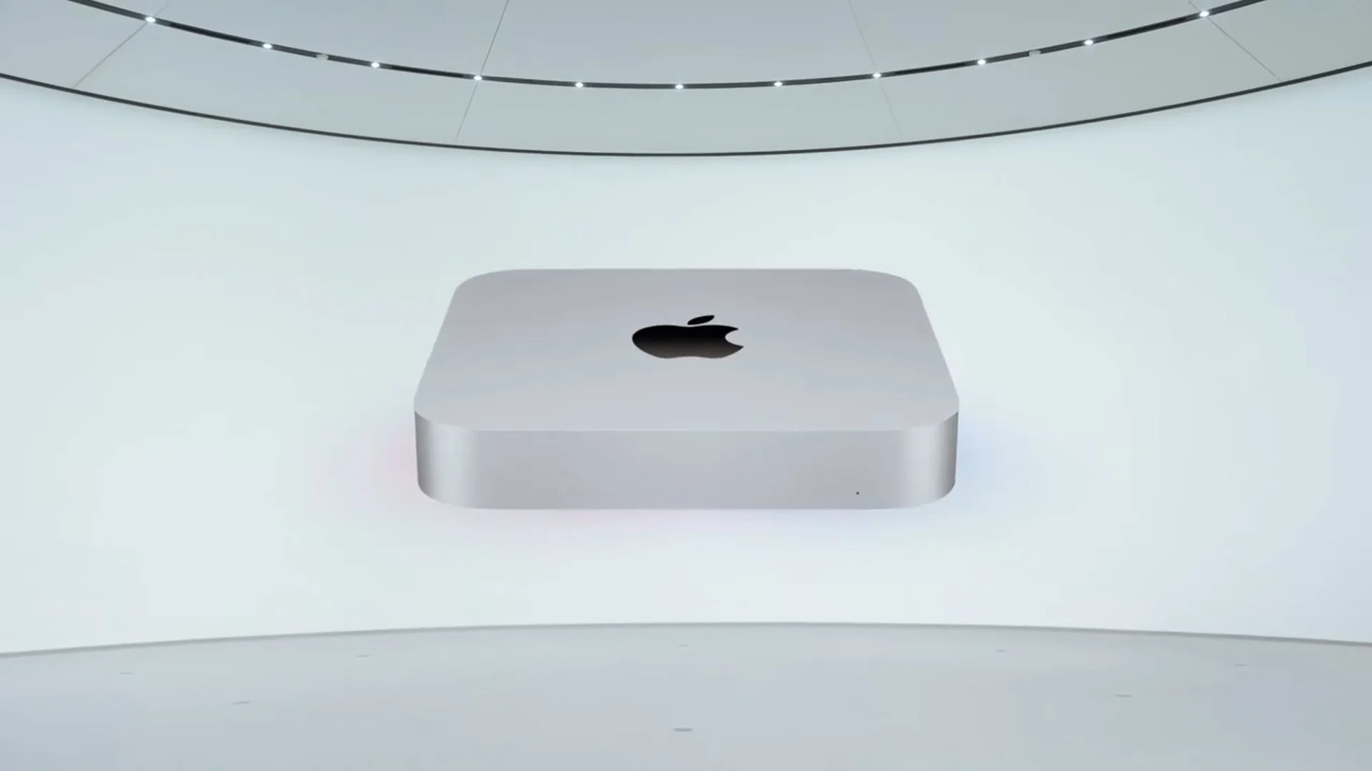 Firma Apple przedstawia nową wersję komputera Mac mini