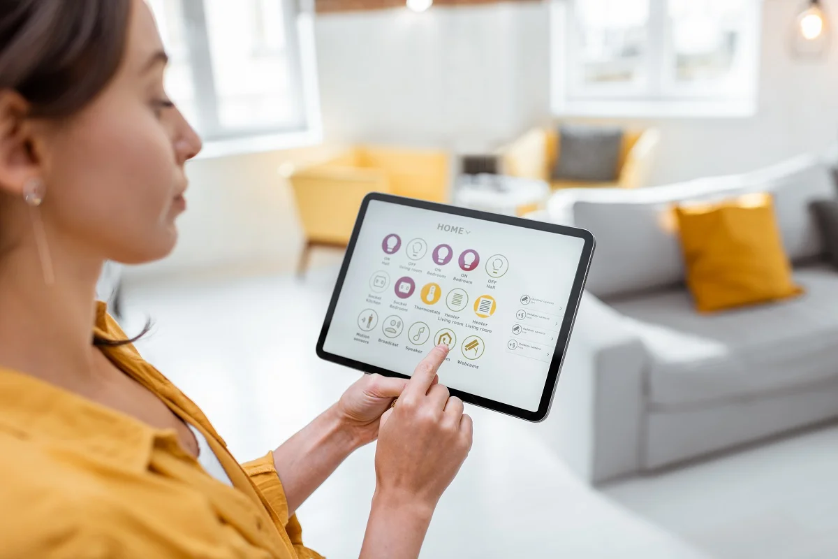 Controlling smart home devices using a digital tablet