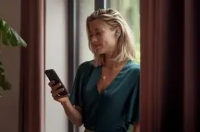 Philips Fidelio_T1_10