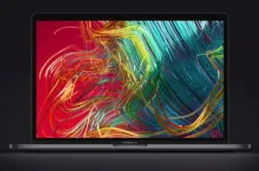 Bezproblemowa dostawa ekranów mini-LED do nowych MacBooków Pro