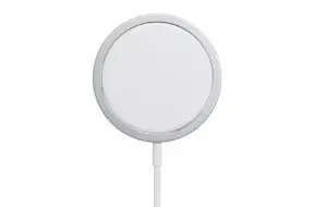 Pierwsza aktualizacja oprogramowania ładowarki MagSafe