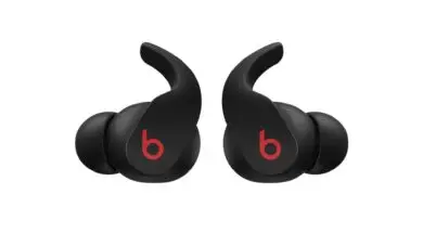 Dostępne są już w sprzedaży słuchawki Beats Fit Pro