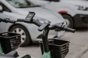12. Bolt e-bike 2022 charger highlight