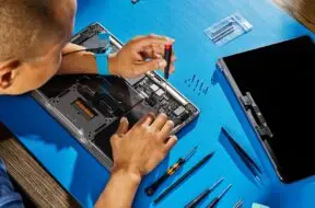 Dostępny program samodzielnej naprawy MacBooków z procesorami M1