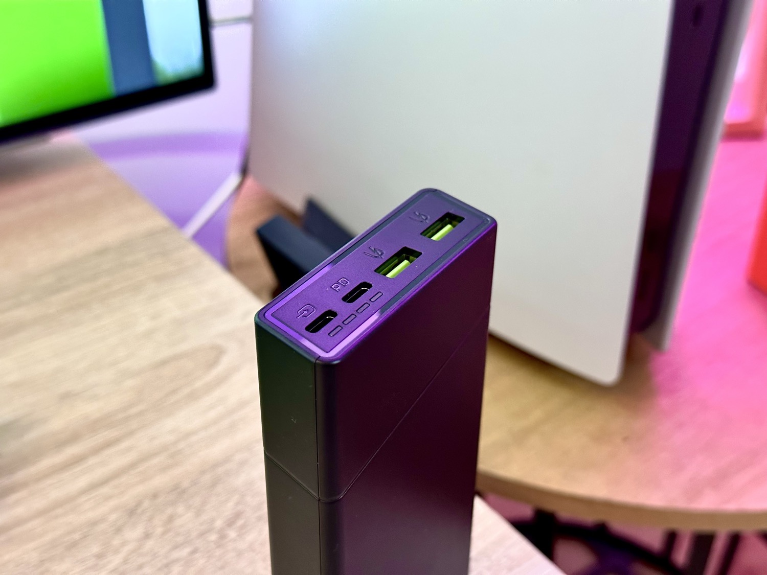 Green Cell PowerPlay 20  złącza