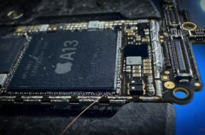 Naprawa iPhone SE resetuje w APPLEMOBILE.PL 11