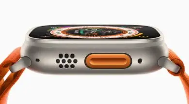 Apple-Watch-Ultra-Orange-Alpine-Loop-Action-button-220907_big.jpg.large_