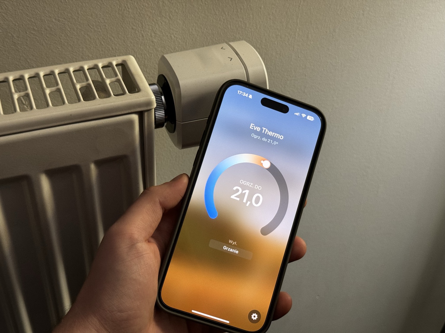 Recenzja Eve Thermo – inteligetny termostat, który pozwoli nam obniżyć rachunki