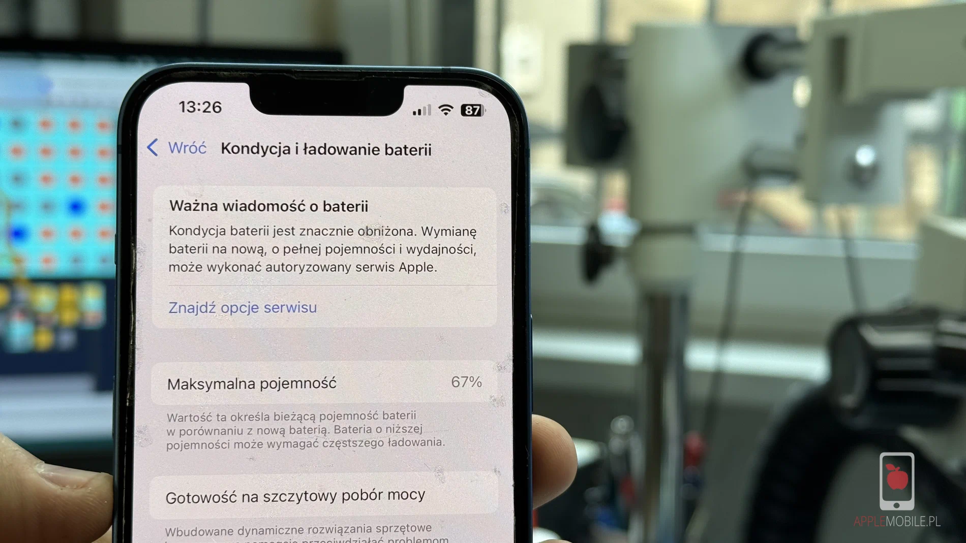 Objawy, które wskazują na konieczność wymiany baterii w iPhone 14.