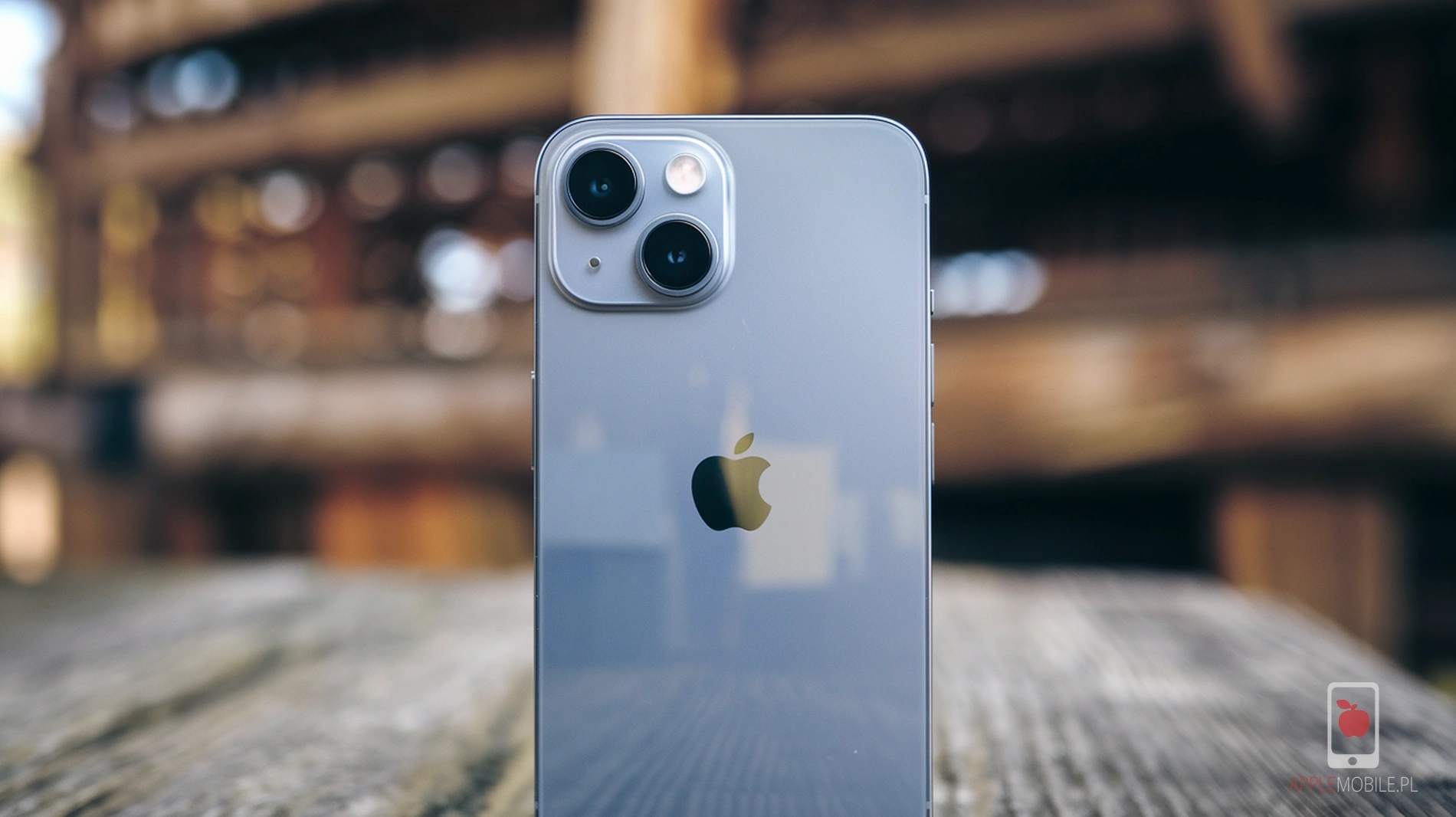 iPhone 13 Mini po naprawie tylnej szybki w applemobile