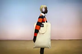 1 Fresh 'n Rebel stworzył ogromną (XXXXL) torbę Tote Bag na letnie gadżety