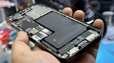 zużyte złącze ładowania w iPhone