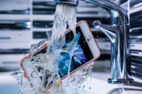 8YaT4-8VSL2iHotebPwPWQ