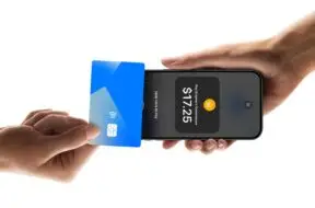 Polskie firmy przygotowują się do wdrożenia systemów z Tap to pay