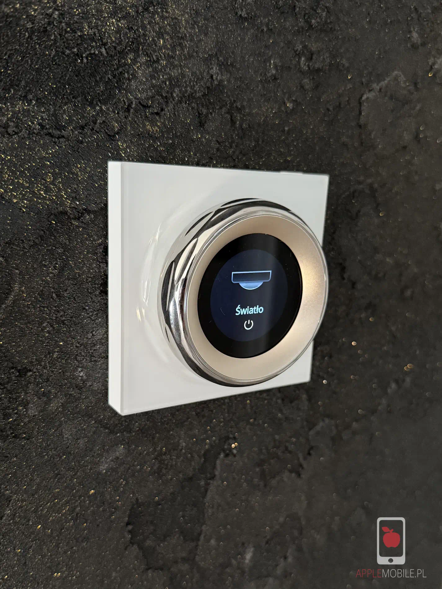 uchwyt dopasowany do panelu