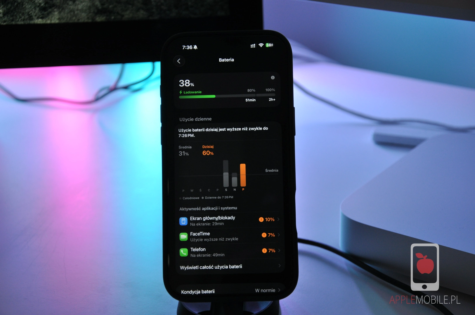 Jak ustawić, aby iPhone informował o czasie do końca naładowania baterii w systemie iOS 26?