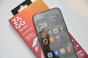 DSC_0196 ZAGG Invisible Shield Glass Elite Privacy dla iPhone 17 Pro Max