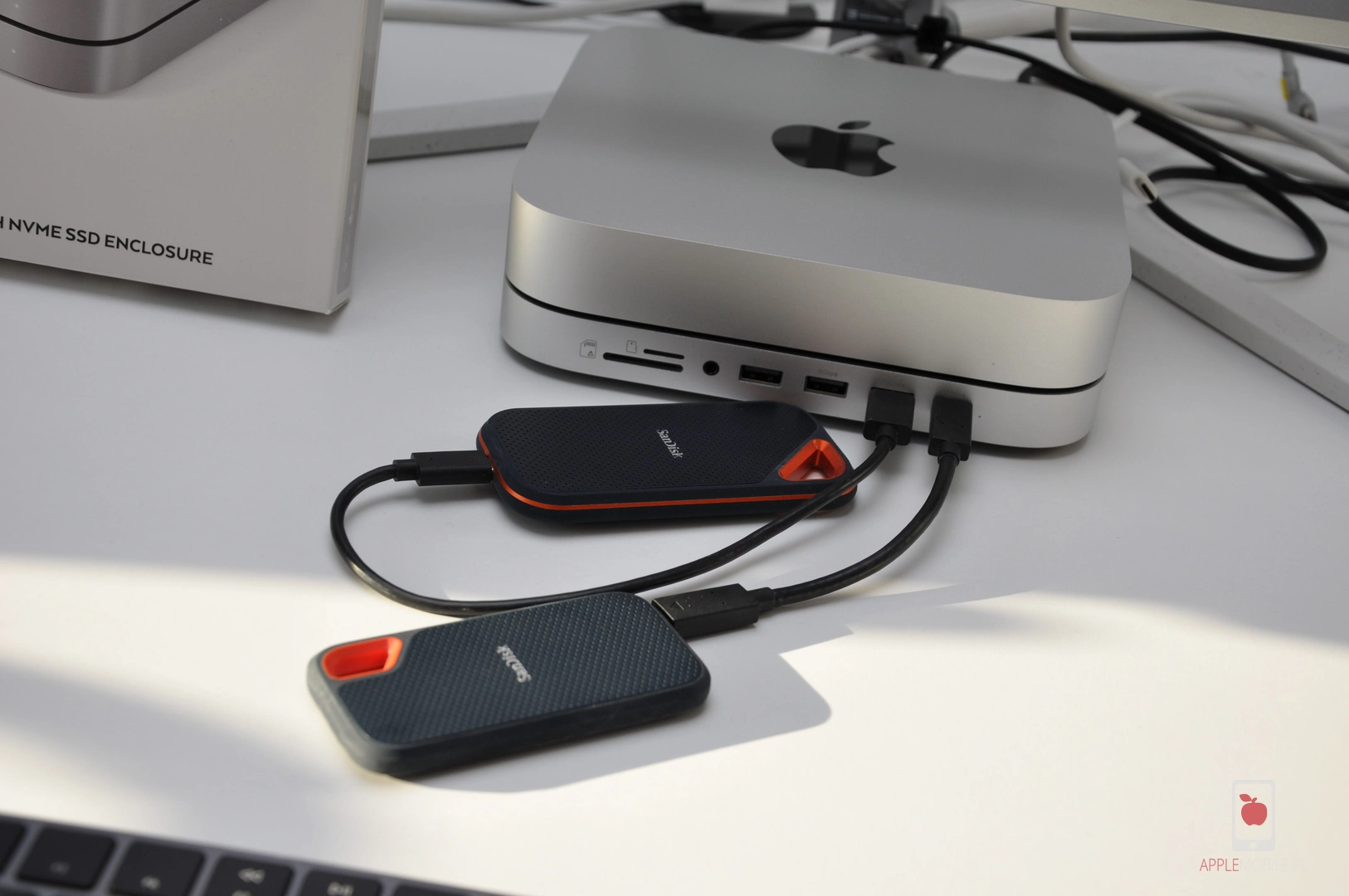 dodatkowe dyski podłączone do Satechi