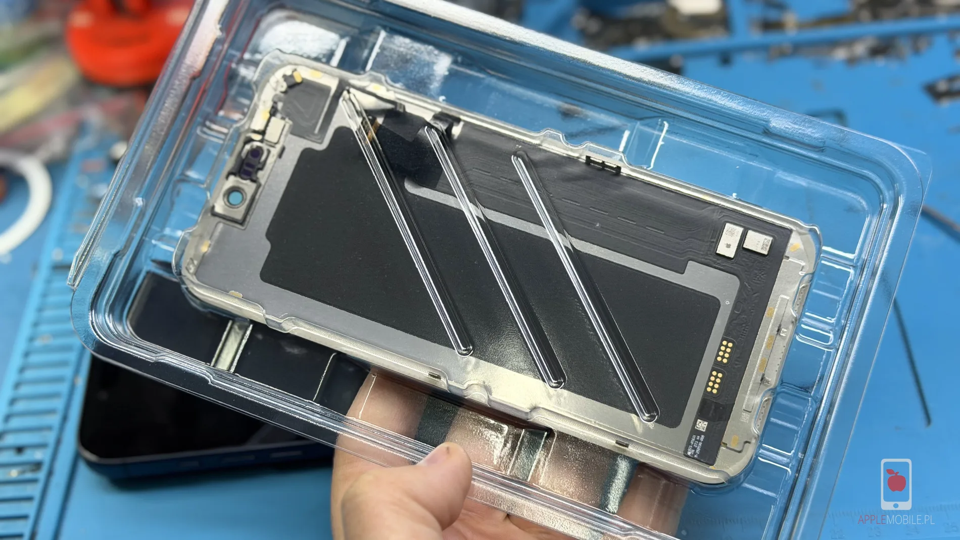 oryginalna część z dystrybucji apple