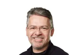 John Giannandrea przygotowuje się do odejścia z Apple