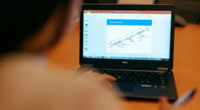 Laptop-do-2000-zl-vs-komputer-za-prawie-6000-zl