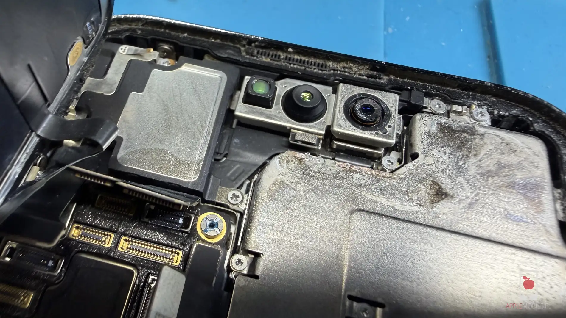 Face ID z selfie po zalaniu