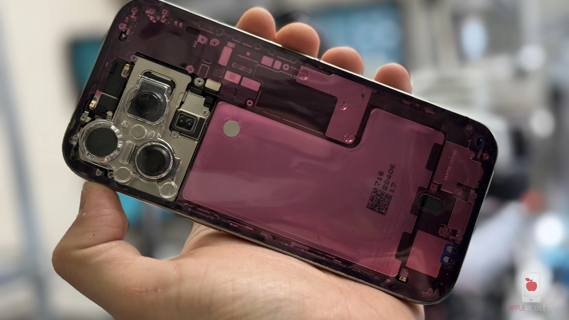 profesjonalny montaż bateriiz uzyciem nowej uszczelki IP68