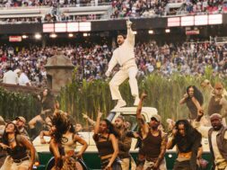 Największe hity Bad Bunny’ego podczas koncertu Apple Music w przerwie 60. finału Super Bowl