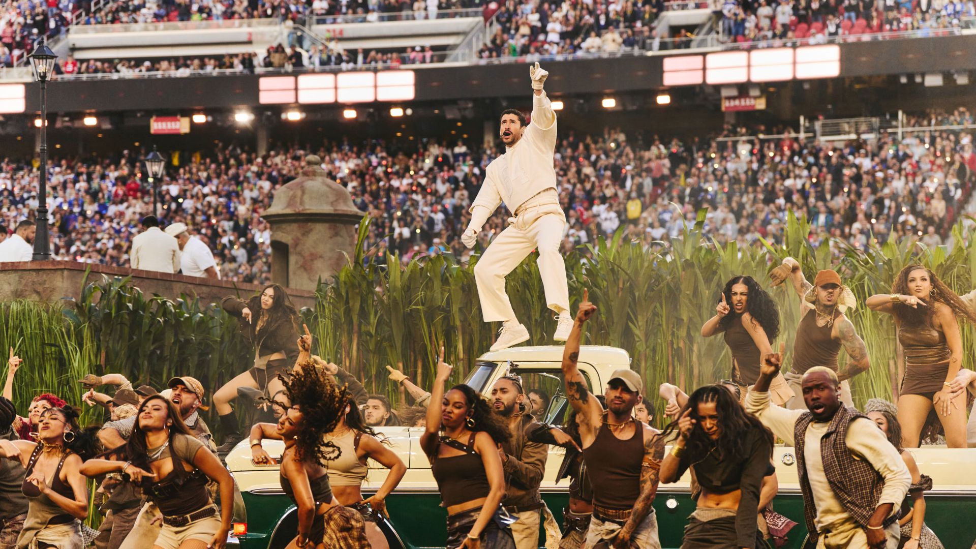 Największe hity Bad Bunny’ego podczas koncertu Apple Music w przerwie 60. finału Super Bowl