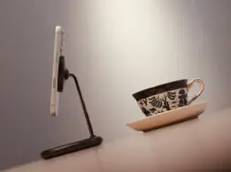 Ergonomia-i-bezpieczenstwo-czyli-jak-wybrac-idealne-mocowanie-dla-smartfona