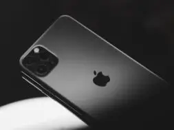 Telefon-uzywany-w-2026-roku-jak-i-gdzie-kupic-Czy-sie-oplaca-Jak-model