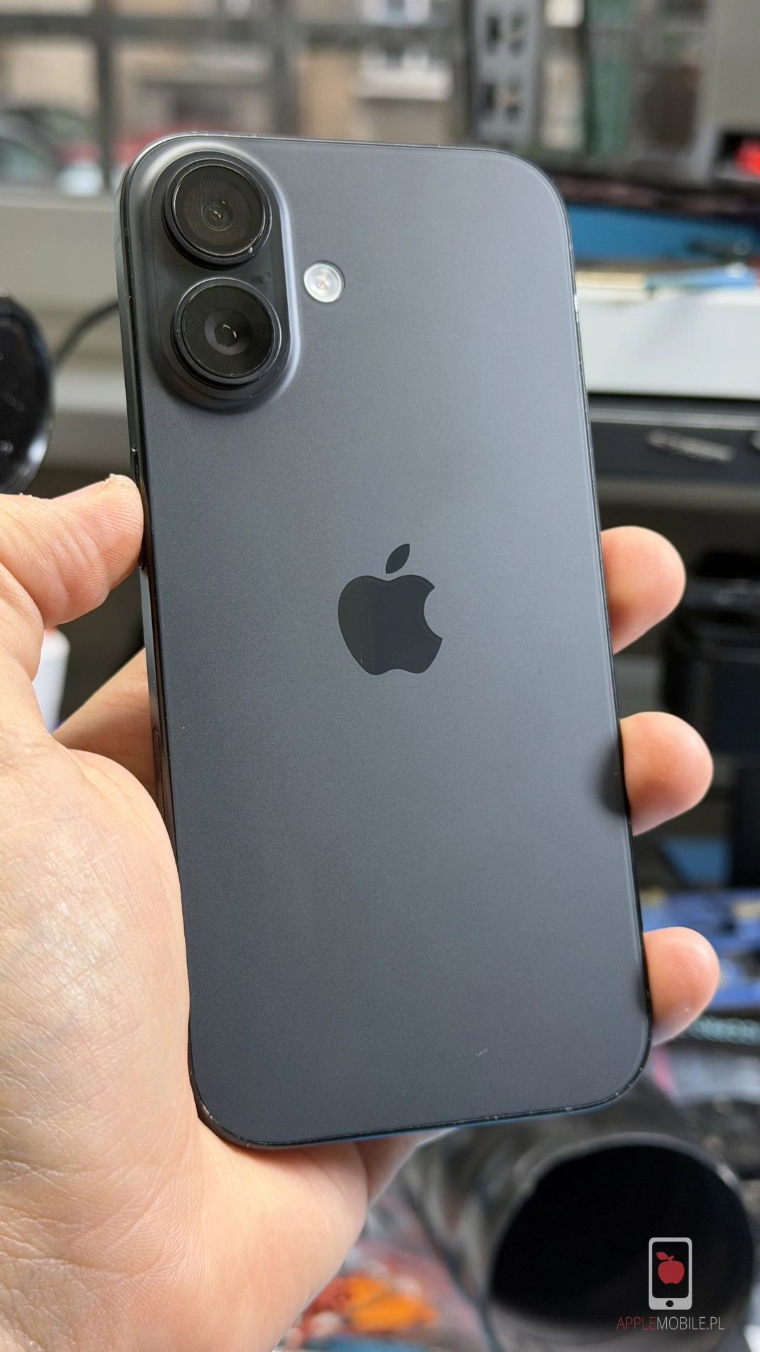 iPhone 17 MagSafe funkcje po wymianie szkła z tyłu
